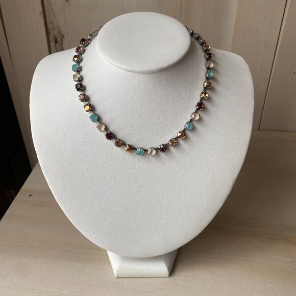 NWT Mariana Everyday Necklace Swarovski Crystal Seafoam Cranberry Colorful 19" - Picture 3 of 11